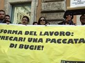 Disoccupazione alle stelle, giovane lavora