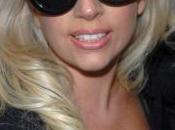 Dieta forzata, Lady Gaga Mangia insalata sogna panino