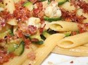 Penne gamberoni,zucchine pancetta croccante