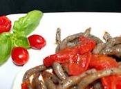 Strozzapreti olive, pomodori datterini burrata