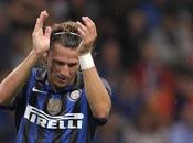 Forlan entra nella storia peggiori attaccanti dell'Inter