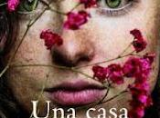 Recensione :UNA CASA PETALI ROSSI Kamala Nair