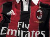 Milan, flop della nuova maglia rossonera