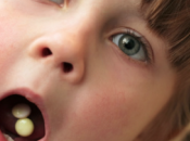 Troppi farmaci bambini, primi antibiotici
