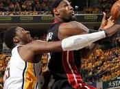 NBA: Wade-James, Miami chiude