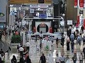 Dubai cresce ancora grazie commercio turismo.