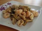 Padellata gamberi, calamari, carciofi asparagi