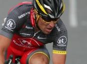 Doping, Armstrong querela bloccare squalifica