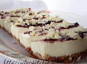 Easy Summer: Cheesecake bars cioccolato bianco mirtilli rossi