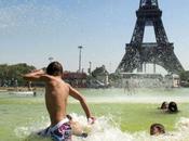 Caldo anche Parigi