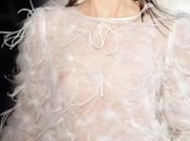 Dall'alta moda Parigi abiti piume Paris Haute Couture wear feather dress