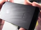 iPhone delicato poco resistente graffi rispetto precedenti modelli