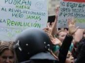 indignados assediano parlamento Madrid: “Potranno uccidere rivoluzionario, rivoluzione”