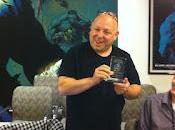 Bendis lascia vendicatori. marvel ringrazia una... lapide!