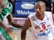 giornata serie cade Siena, Milano sola vetta