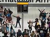 T-Mobile colpisce ancora, l'unconventional all'aeroporto