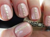 Nails Looking Gold Dots.