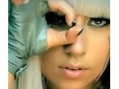 “Lady Gaga sgualdrina”, polemica politico