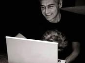 Ligabue: “Per fuori piedi” nuovo look