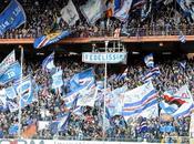 Contestazione casa Sampdoria, tifosi bloccano della squadra