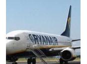 Ryanair elimina volo Bari-Roma Alitalia approfitta