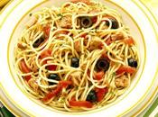 Spaghetti tonno olive