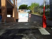 Parcheggiare divieto quando parcheggio regolare tutto vuoto? cultura, maleducazione, malcostume. arredo urbano sbagliato mancanza sanzioni