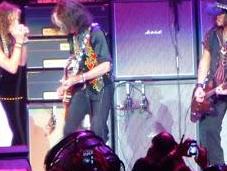 Johnny Depp palco Aerosmith (video)