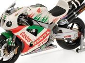 Honda 1000 V.Rossi C.Edwards Team Castrol Hours Suzuka 2000 L.E. 5099 pcs. Minichamps