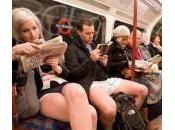 metro senza pantaloni pants subway ride”