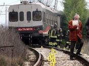 Suicidio alla stazione Magenta Giovane butta sotto treno