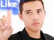 Adolescenti Internet Facebook: dati Eurispes Telefono Azzurro
