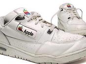 Depositato brevetto scarpe della Apple, arrivo iShoes?