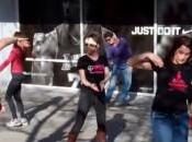 Dance Flash femminile dire basta alla violenza sulle donne