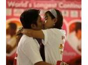 Valentino, bacio lungo: nove coppie sfidano Thailandia