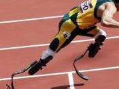 Pistorius arrestato, scambia fidanzata ladro, spara uccide