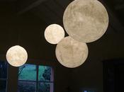 Toccare cielo dito: lampada luna in-es.artdesign.