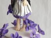 ragazza delle violette Torta decorata pasta zucchero