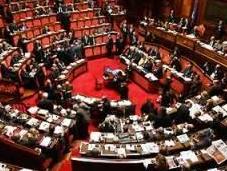 politici italiani giovani mondo: scrivere contemporaneità