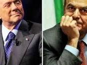 Mentre paese affonda, loro giocano guardie ladri