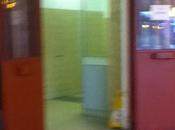 bagni Anagnina. stazione che, dunque, cesso solo fuori, anche cessi