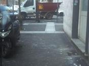 L'Ama punti mobili raccolta Municipio. Fatevi stallo giallo, fatelo rispettare mettetevi Cavolo!