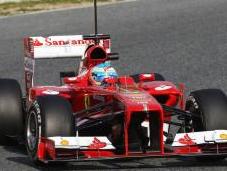 Montezemolo: Alonso resterà almeno fino 2015
