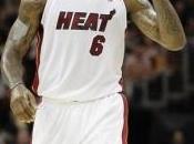 NBA: risponde fischi, Heat Cleveland