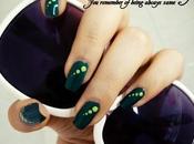 much green acid dots! nail pois)