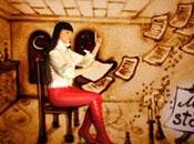 sabbia, luce mani raccontare vita, dolore, morte resurrezione.