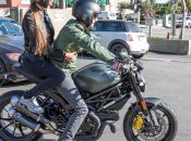 L’attore Adrien Brody sella Ducati Monster Diesel sulle strade L.A.