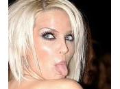 Sarah Harding arrestata: alla guida cellulare