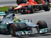 Rosberg: Mercedes doveva discutere prima degli ordini squadra