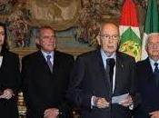 Quando finito preso tessera partito. sono chiamato fuori osservo dall&#8217;esterno, sempre ragione anche vinto. sporcato mani fatto come Malfa, Cassandra. Sono specialista in...